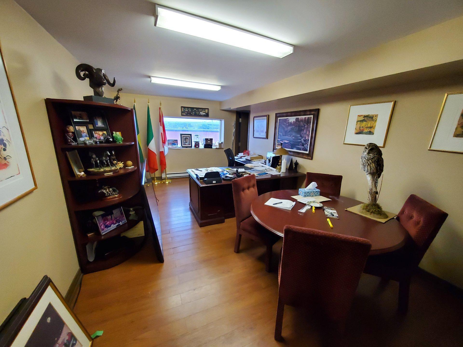 









3995


Boul. Lite

,
Laval (Saint-Vincent-de-Paul),




QC
H7E1A3

