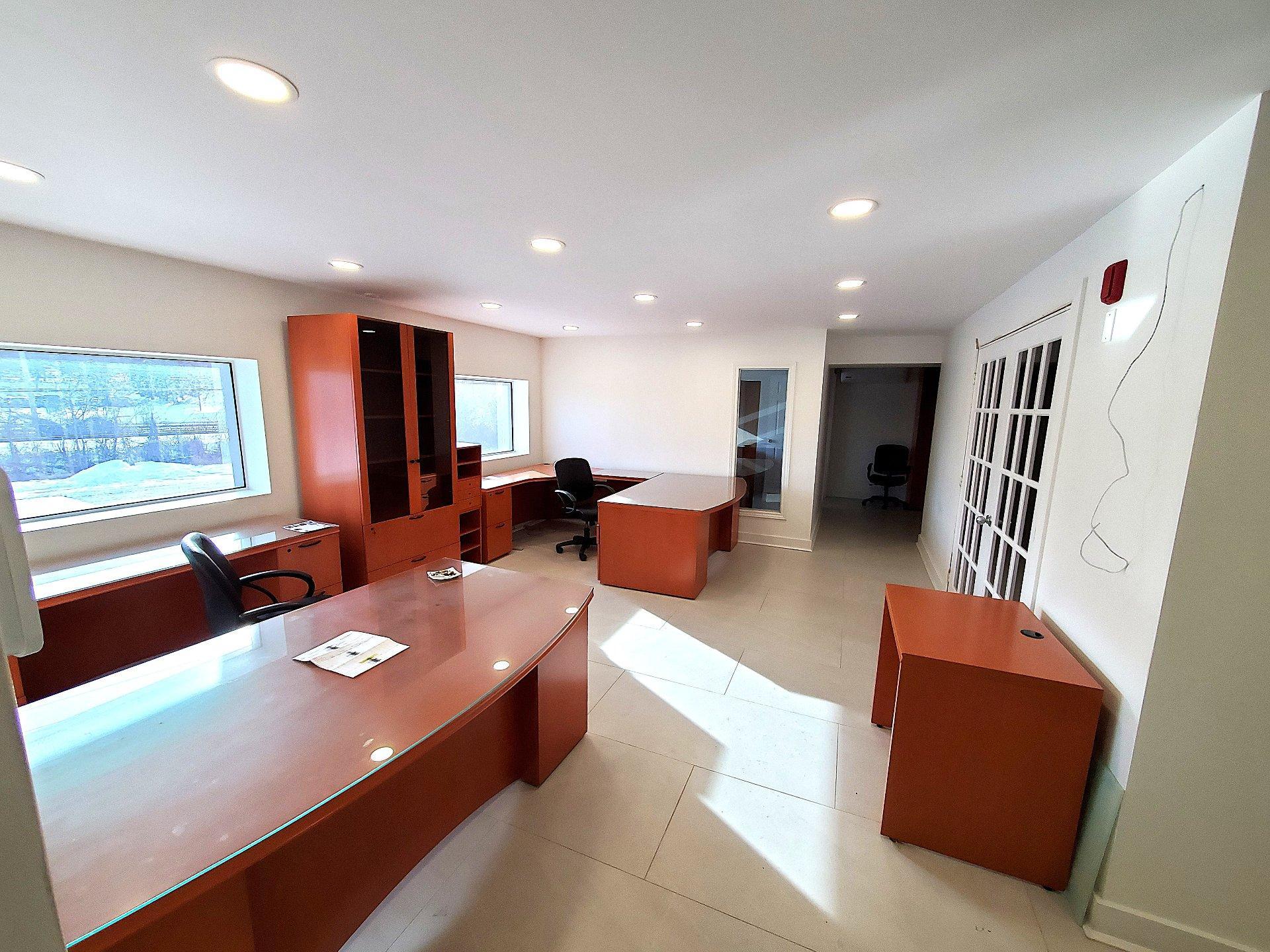 









3995


Boul. Lite

,
Laval (Saint-Vincent-de-Paul),




QC
H7E1A3


