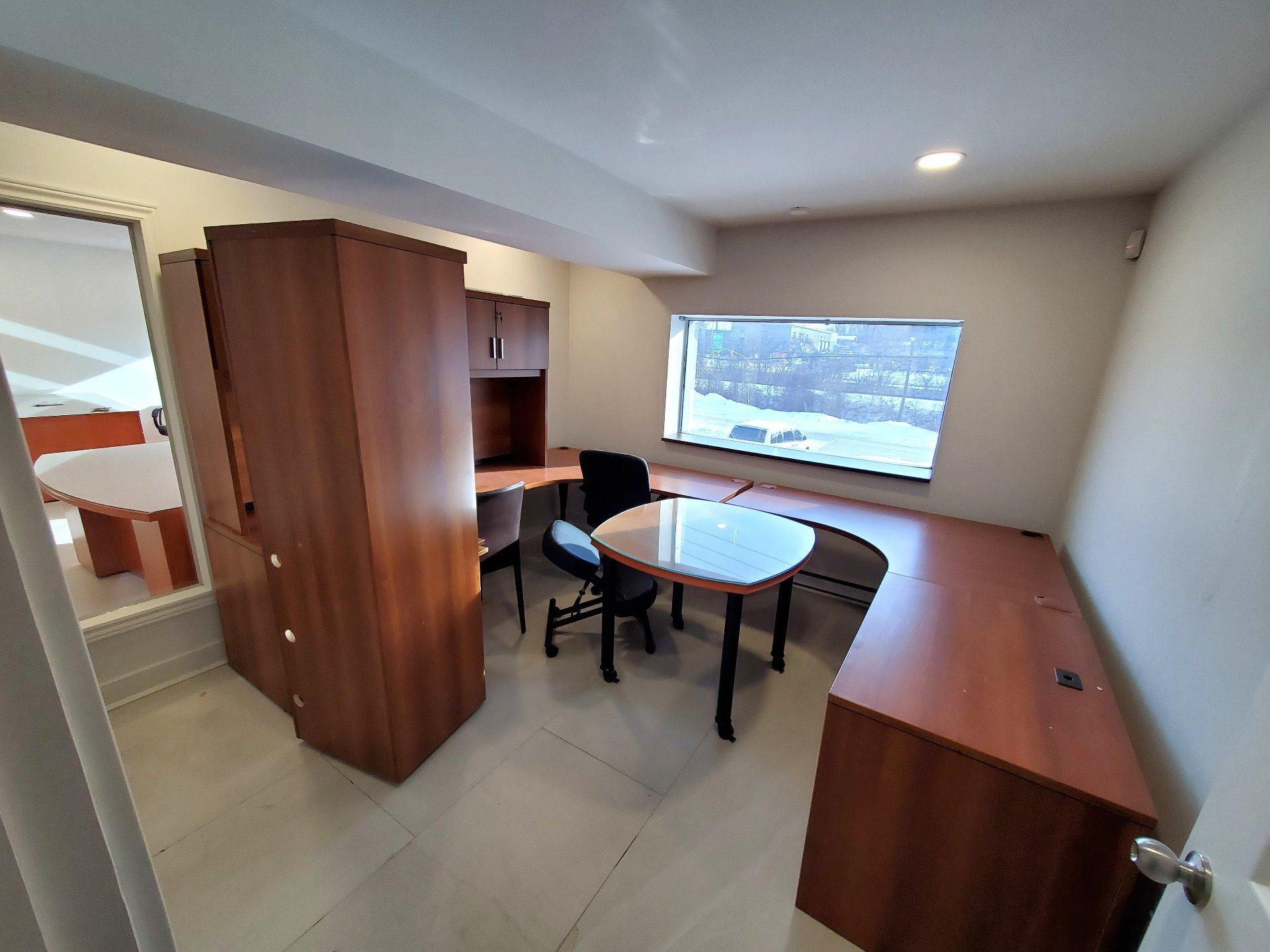 









3995


Boul. Lite

,
Laval (Saint-Vincent-de-Paul),




QC
H7E1A3

