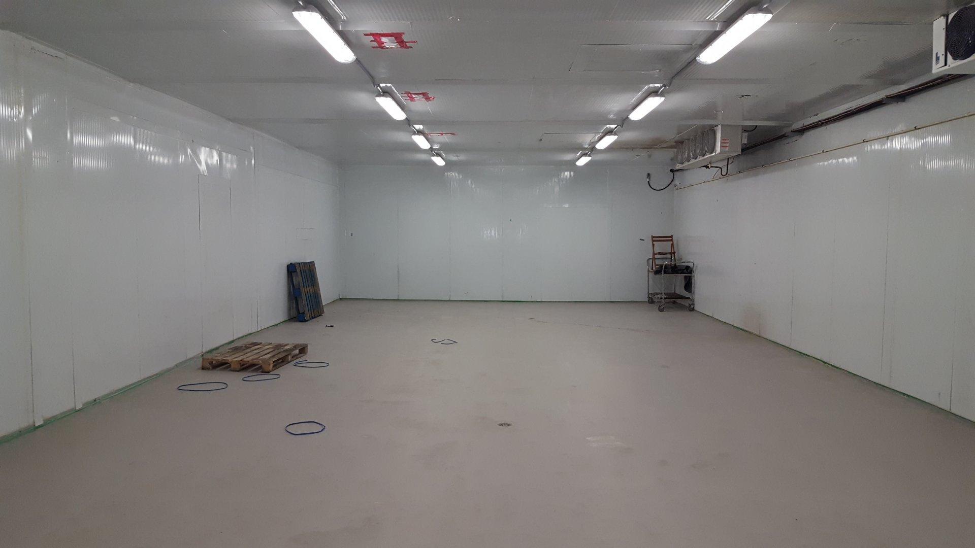 









3995


Boul. Lite

,
Laval (Saint-Vincent-de-Paul),




QC
H7E1A3

