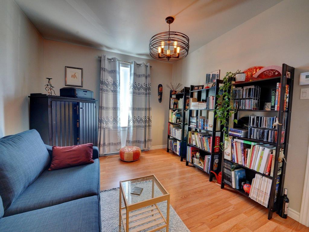 









14


Rue des Vinaigriers

, 5,
Rivière-du-Loup,




QC
G5R5L6


