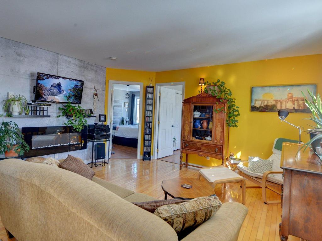 









14


Rue des Vinaigriers

, 5,
Rivière-du-Loup,




QC
G5R5L6

