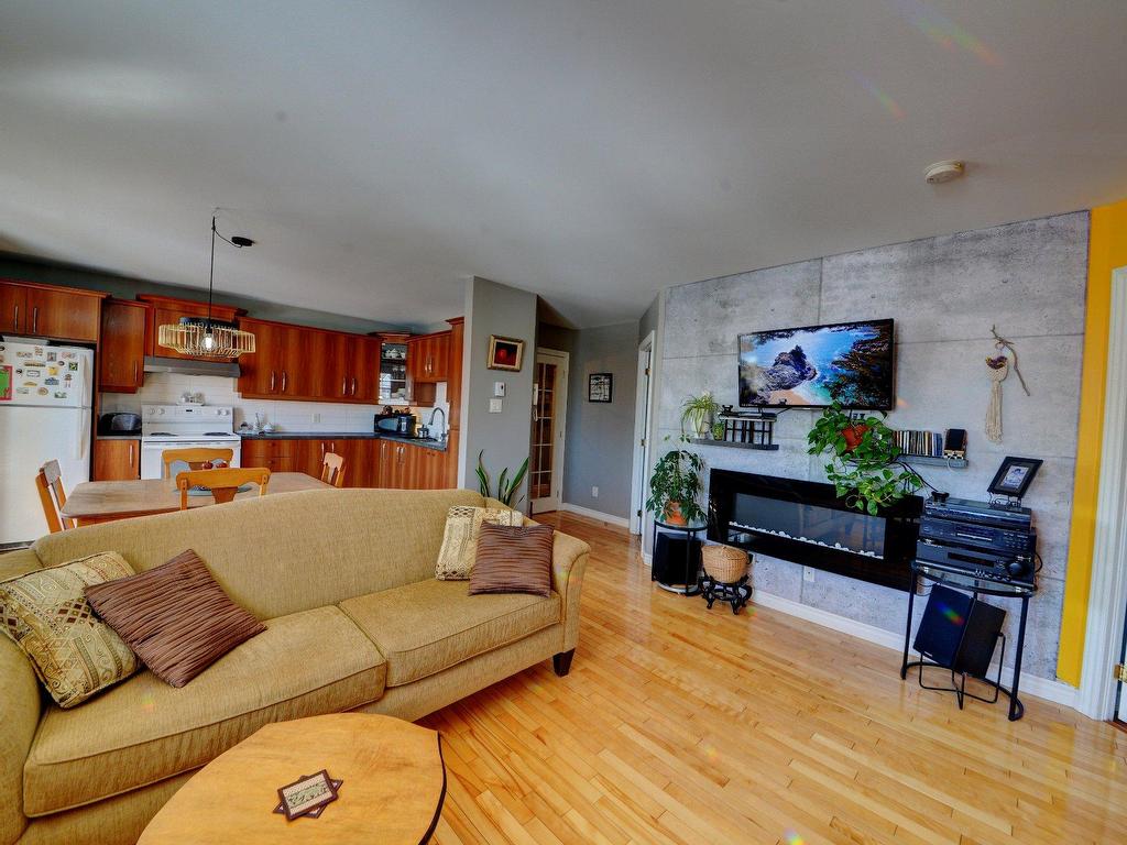 









14


Rue des Vinaigriers

, 5,
Rivière-du-Loup,




QC
G5R5L6

