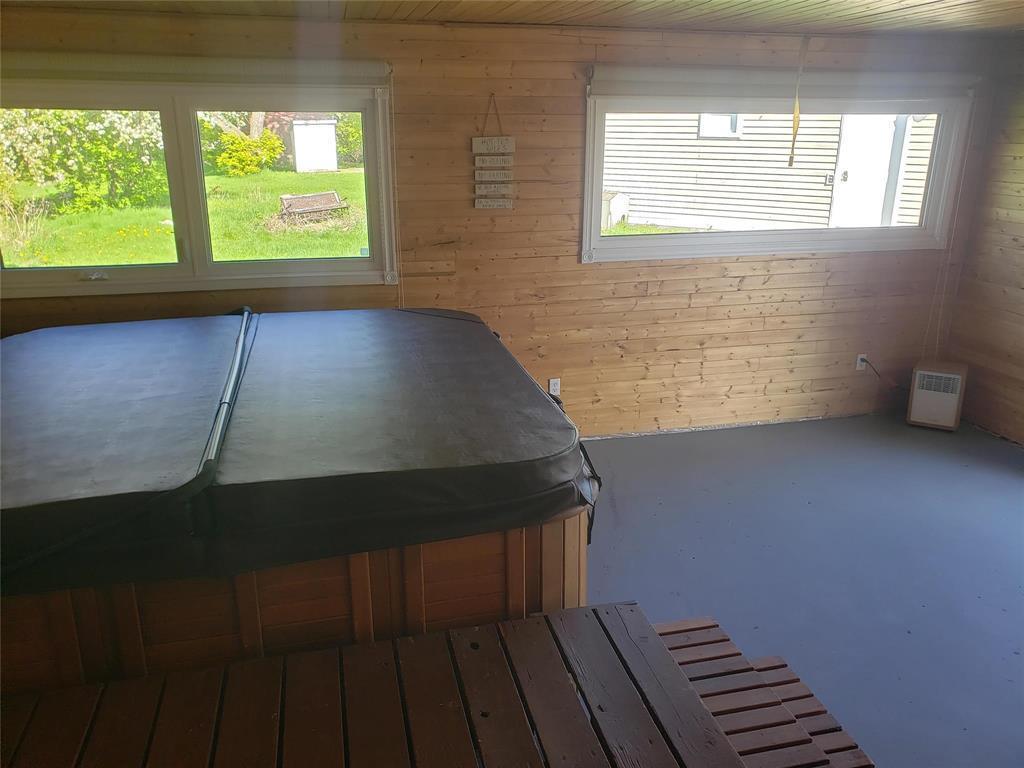 












176111 109 Road W

,
Fork River,




Manitoba
R0L0V0

