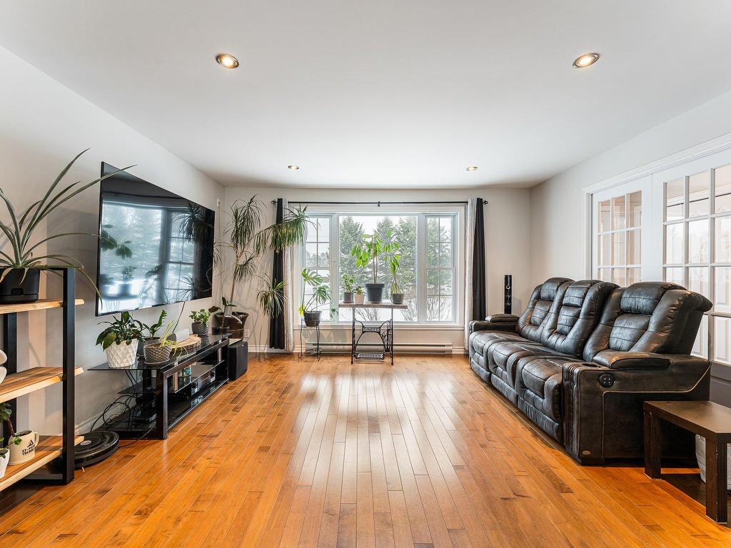 









944


Ch. de Knowlton

,
Lac-Brome,




QC
J0E2P0

