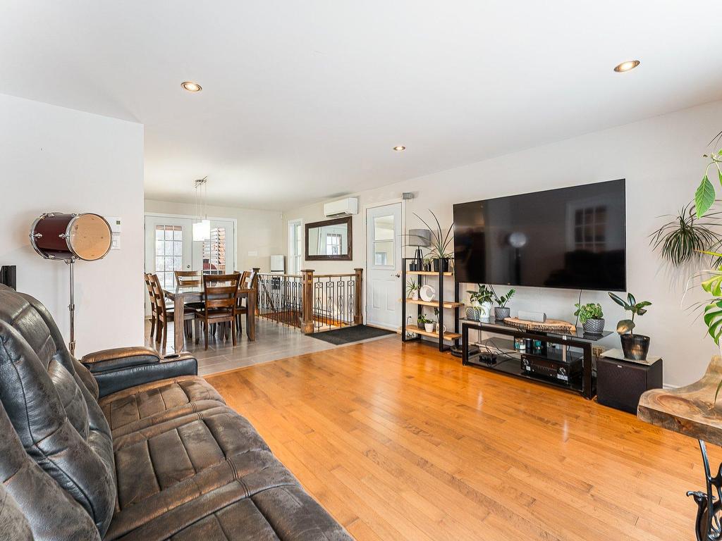 









944


Ch. de Knowlton

,
Lac-Brome,




QC
J0E2P0

