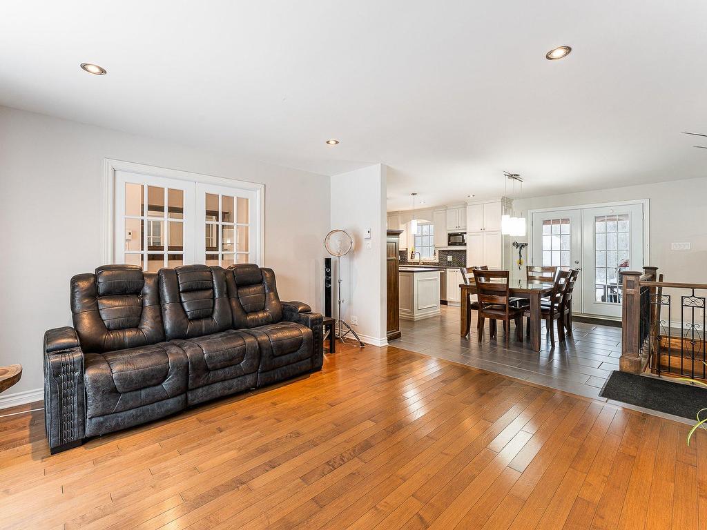 









944


Ch. de Knowlton

,
Lac-Brome,




QC
J0E2P0

