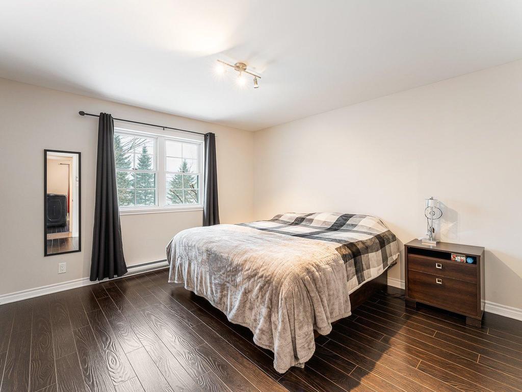 









944


Ch. de Knowlton

,
Lac-Brome,




QC
J0E2P0

