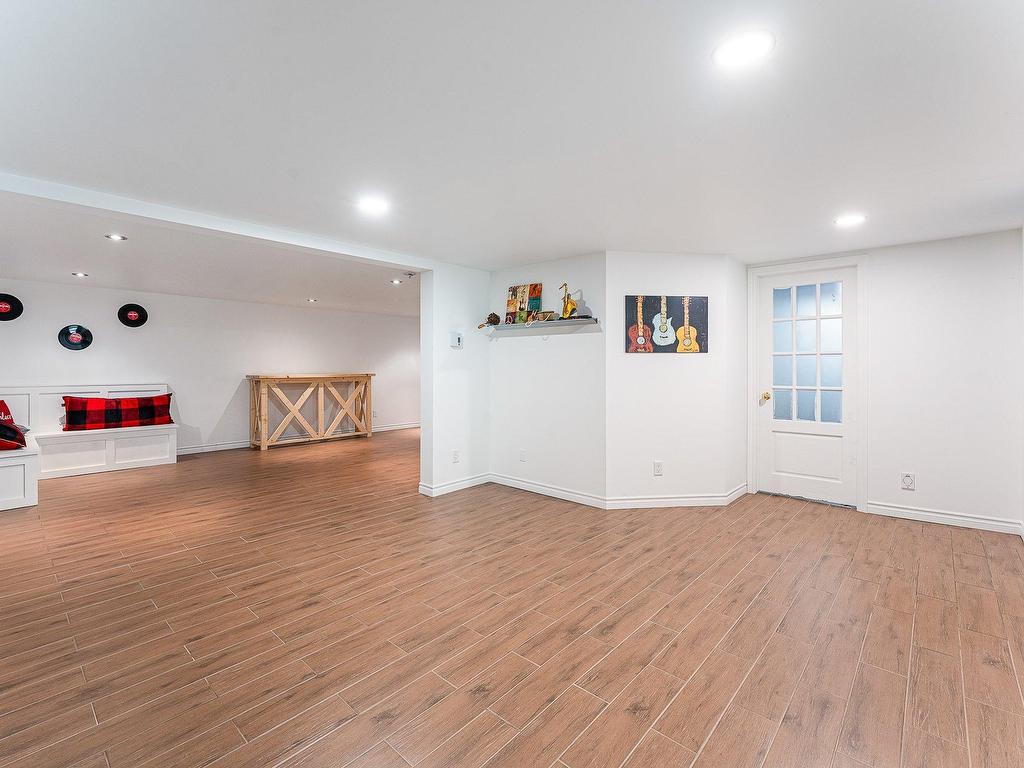 









944


Ch. de Knowlton

,
Lac-Brome,




QC
J0E2P0


