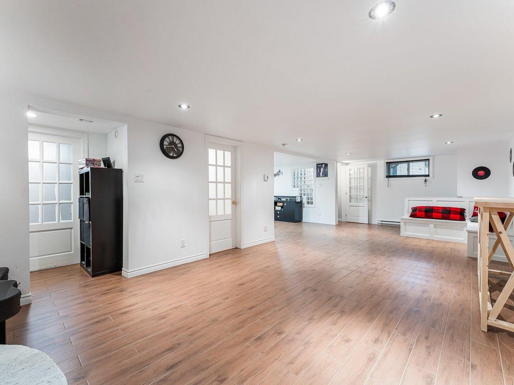 









944


Ch. de Knowlton

,
Lac-Brome,




QC
J0E2P0


