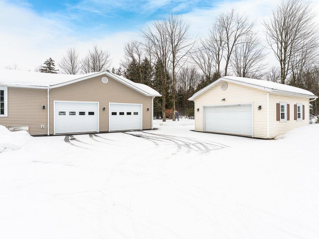 









944


Ch. de Knowlton

,
Lac-Brome,




QC
J0E2P0

