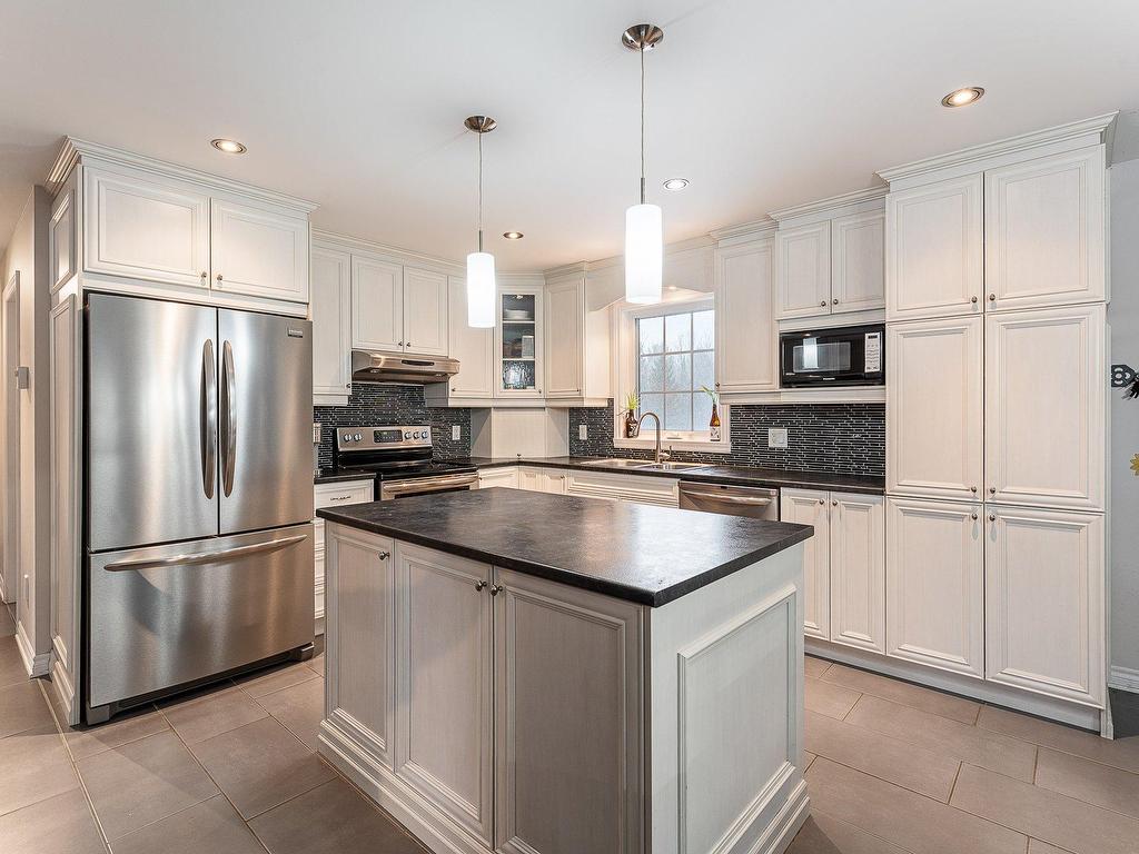









944


Ch. de Knowlton

,
Lac-Brome,




QC
J0E2P0

