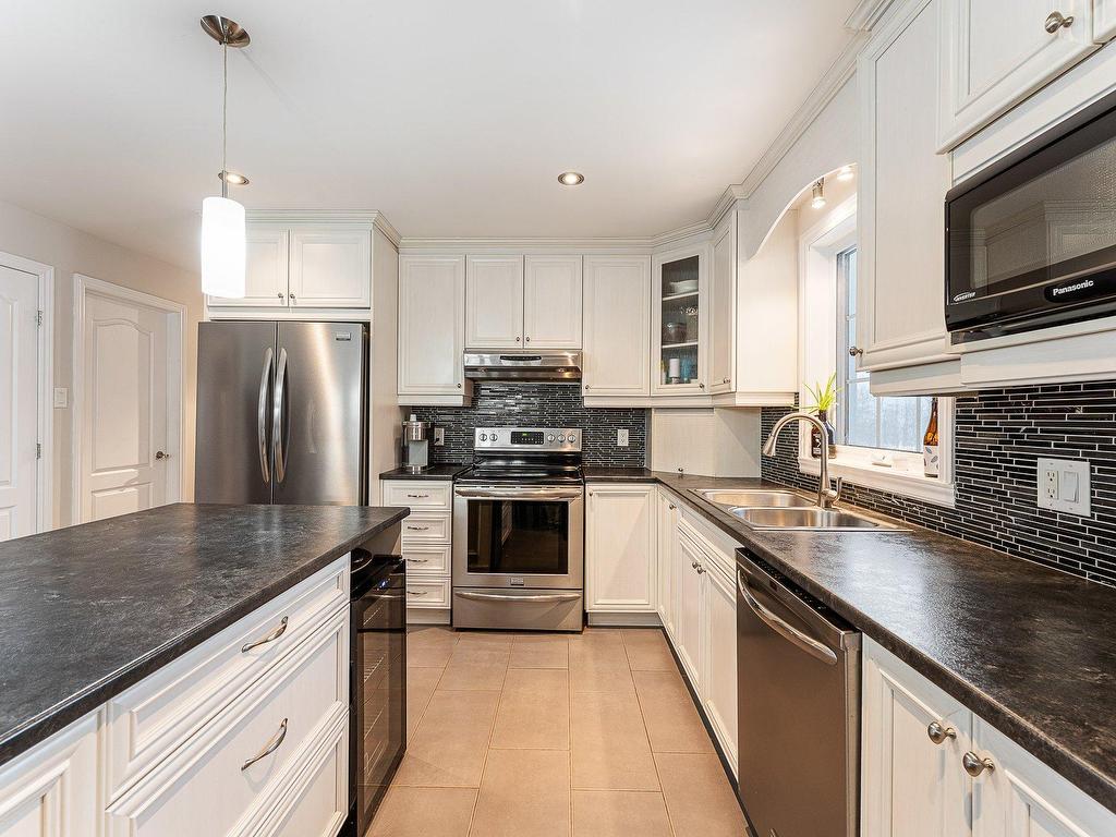 









944


Ch. de Knowlton

,
Lac-Brome,




QC
J0E2P0


