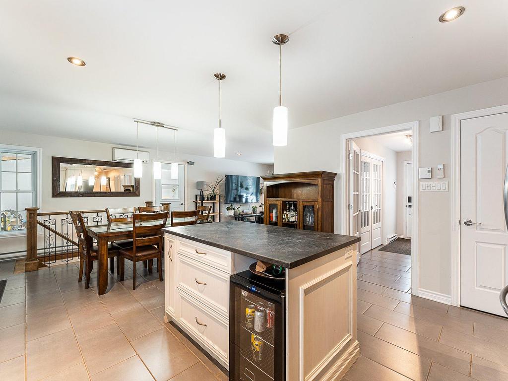 









944


Ch. de Knowlton

,
Lac-Brome,




QC
J0E2P0

