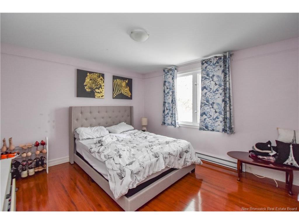 









116


1ère rue

ST,
Shippagan,




NB
E8S 1A3

