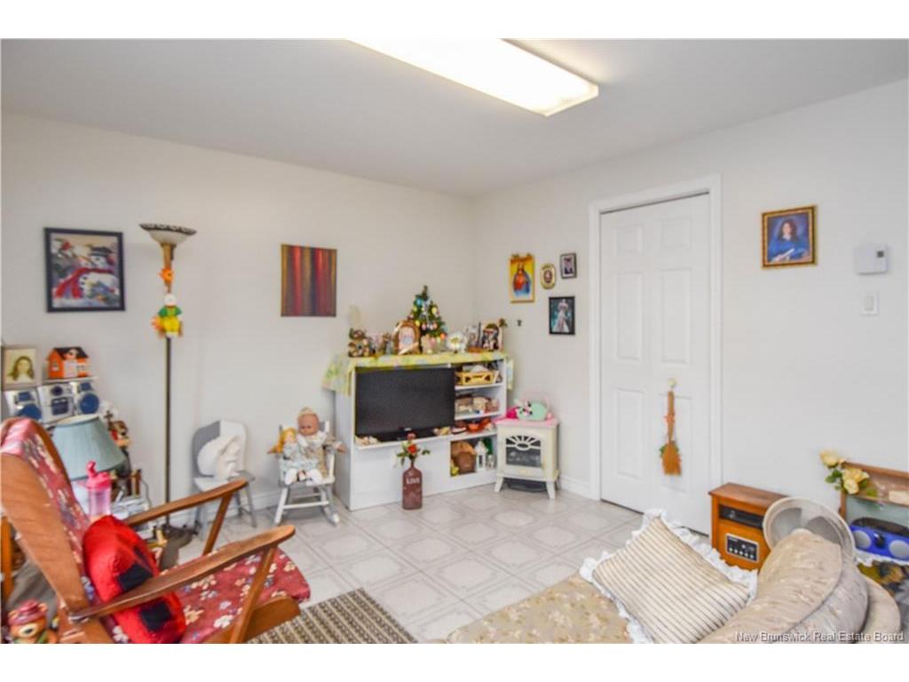 









116


1ère rue

ST,
Shippagan,




NB
E8S 1A3

