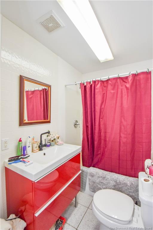 









116


1ère rue

ST,
Shippagan,




NB
E8S 1A3


