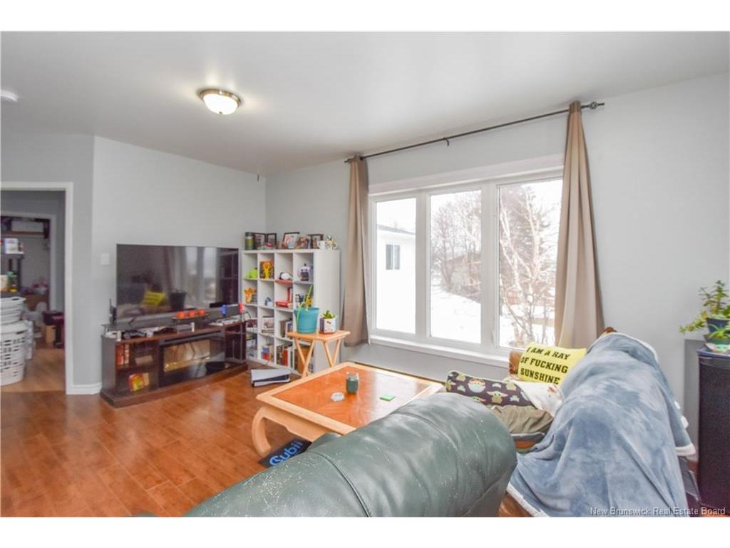 









116


1ère rue

ST,
Shippagan,




NB
E8S 1A3

