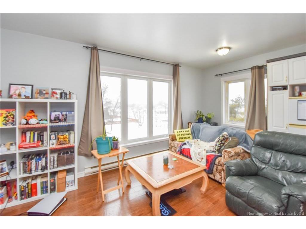 









116


1ère rue

ST,
Shippagan,




NB
E8S 1A3

