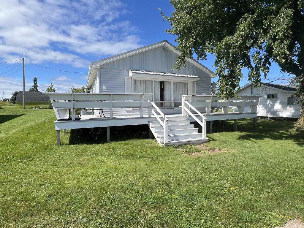 












52 Poplar Lane

,
Brule Point,







NS
B0K 1V0

