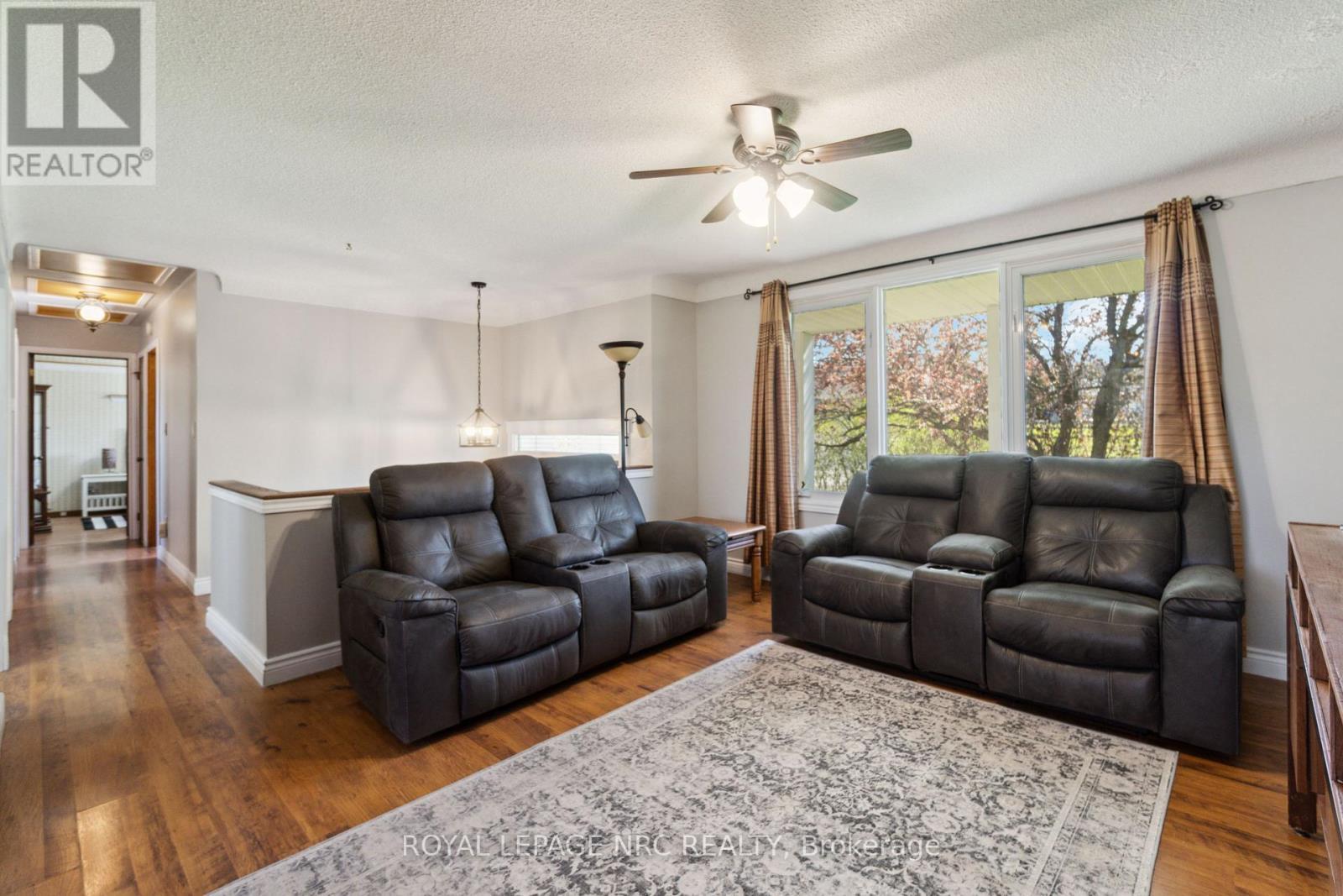 












883 RIDGE RD N ROAD

,
Fort Erie (Ridgeway),




Ontario
L0S1N0

