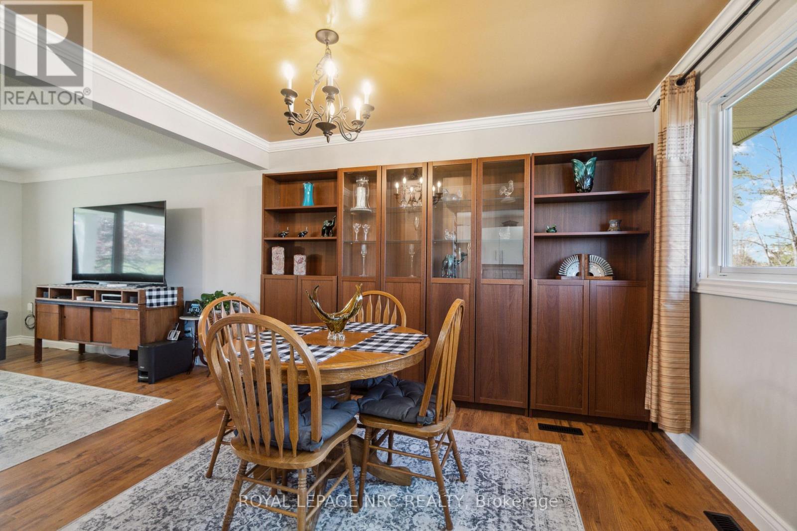 












883 RIDGE RD N ROAD

,
Fort Erie (Ridgeway),




Ontario
L0S1N0

