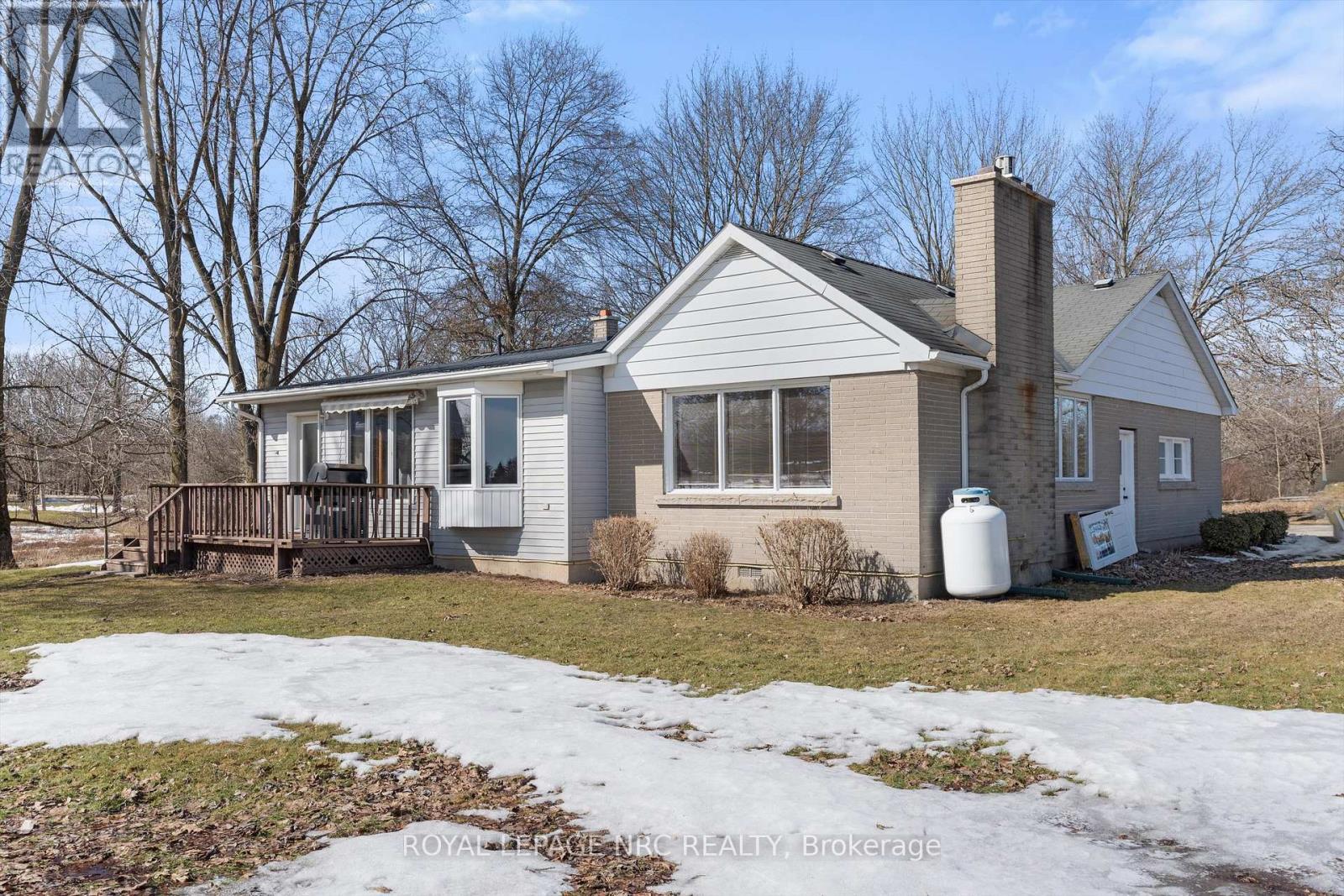 












322 FOSS ROAD

,
Pelham (Fenwick),




Ontario
L0S1C0

