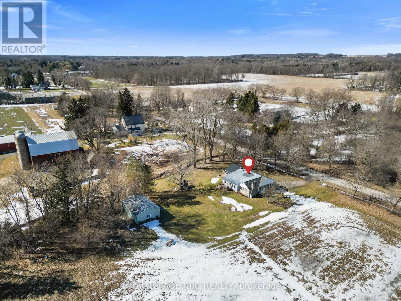 












322 FOSS ROAD

,
Pelham (Fenwick),




Ontario
L0S1C0

