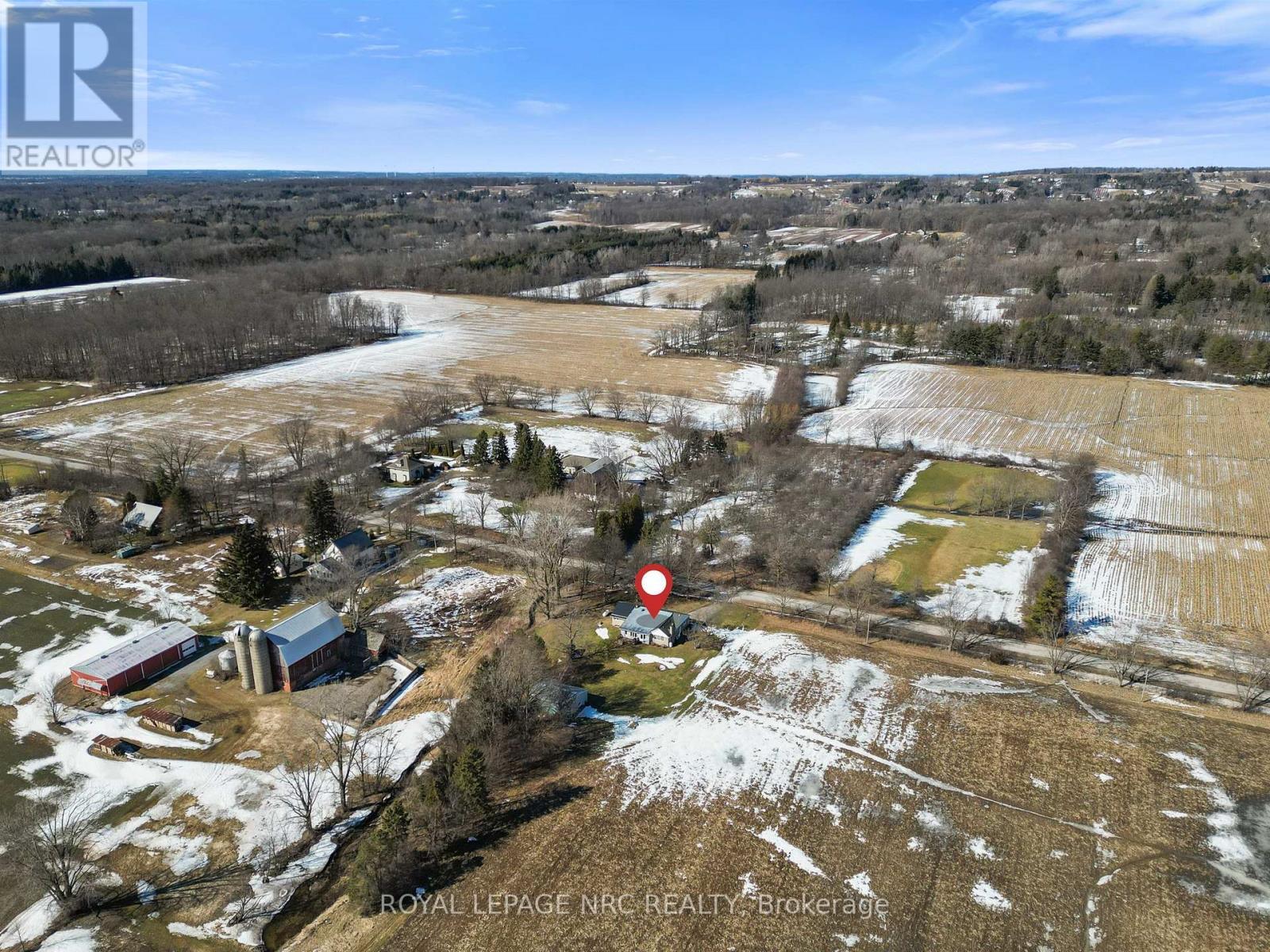 












322 FOSS ROAD

,
Pelham (Fenwick),




Ontario
L0S1C0

