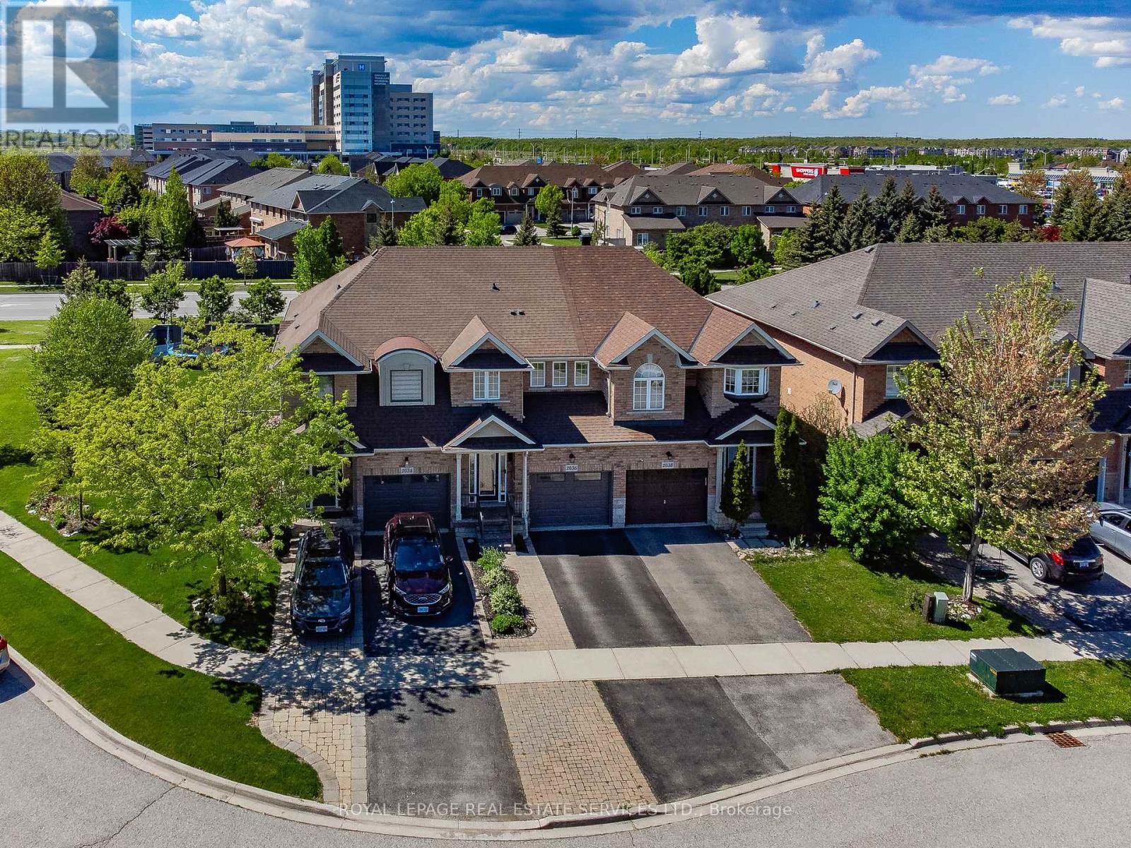 












2036 REDSTONE CRESCENT

,
Oakville,




Ontario
L6M5B2

