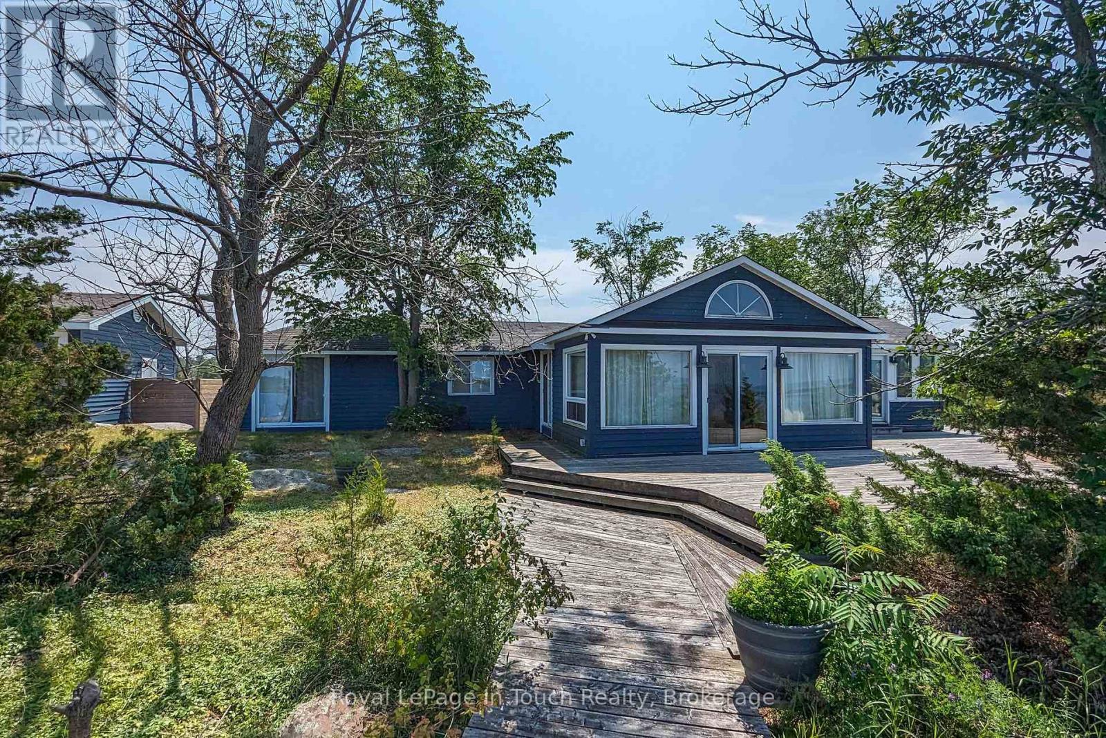 












2 ISLAND 130

,
Georgian Bay (Baxter),




Ontario
L0K1S0

