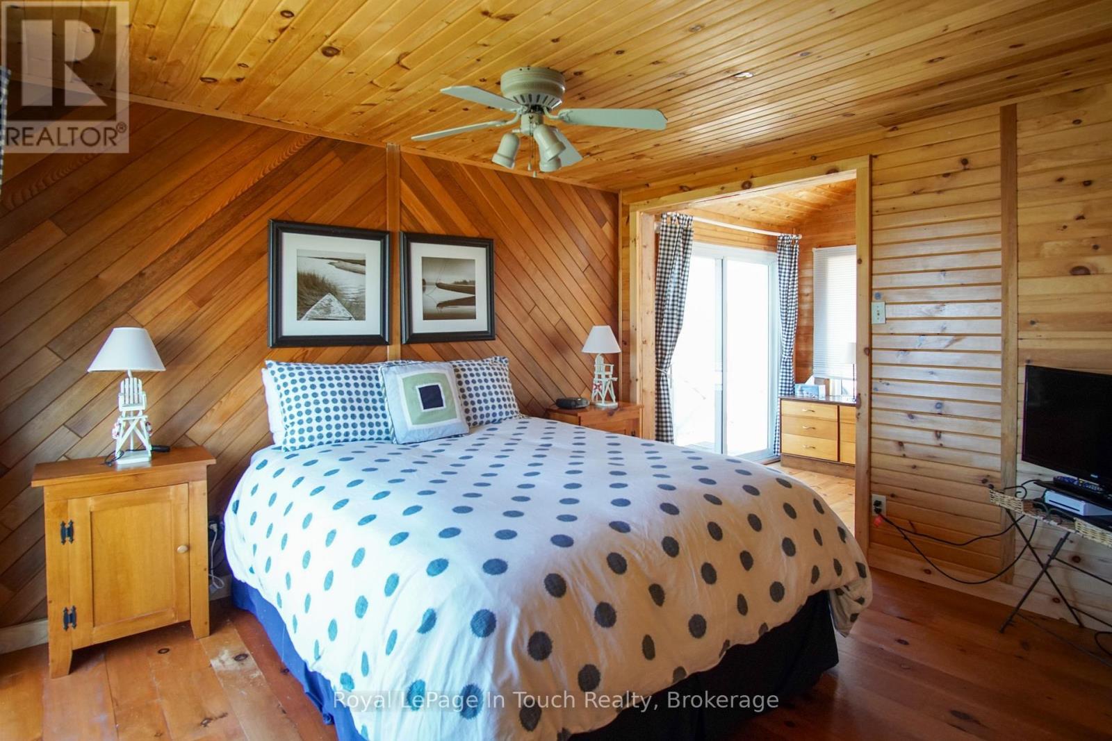 












2 ISLAND 130

,
Georgian Bay (Baxter),




Ontario
L0K1S0

