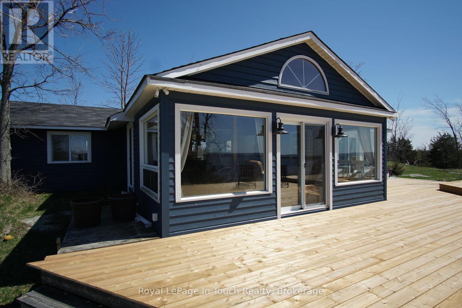 












2 ISLAND 130

,
Georgian Bay (Baxter),




Ontario
L0K1S0


