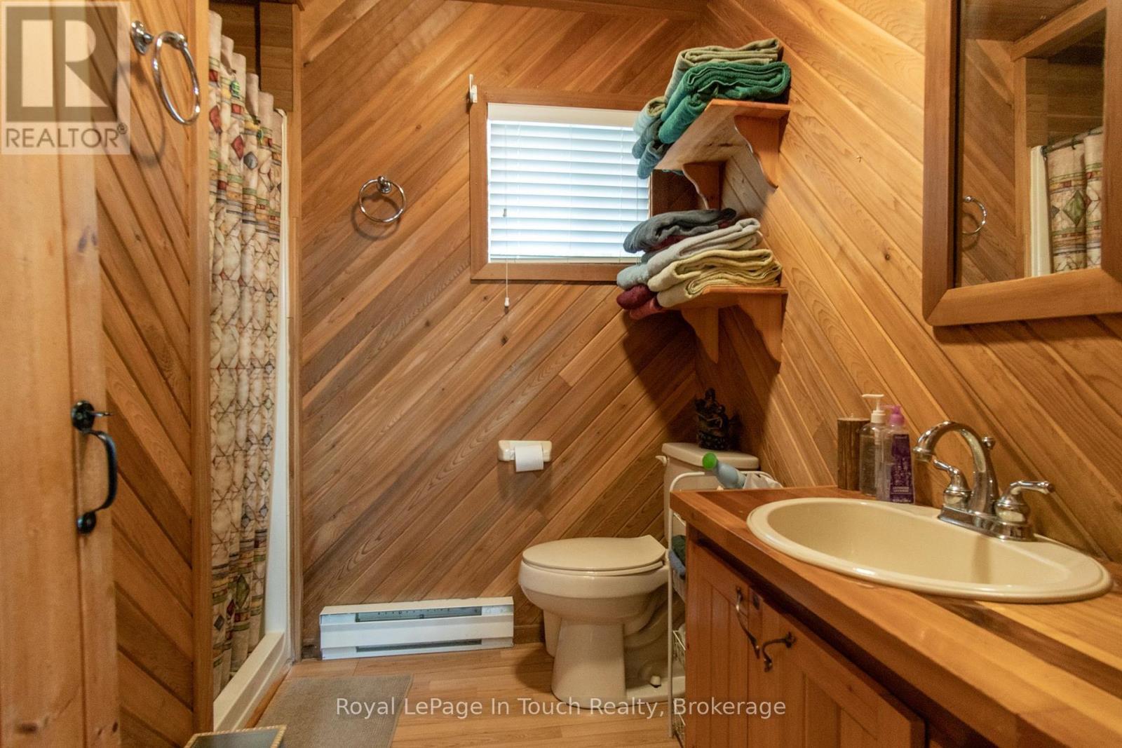 












1264 ISLAND 540

,
Georgian Bay (Baxter),




Ontario
P0E1E0


