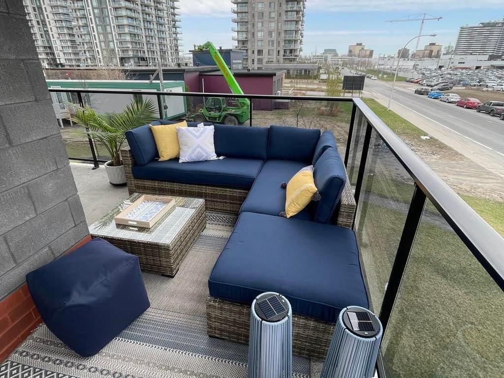 









3695


Av. Jean-Béraud

, 209,
Laval (Chomedey),




QC
H7T0K7

