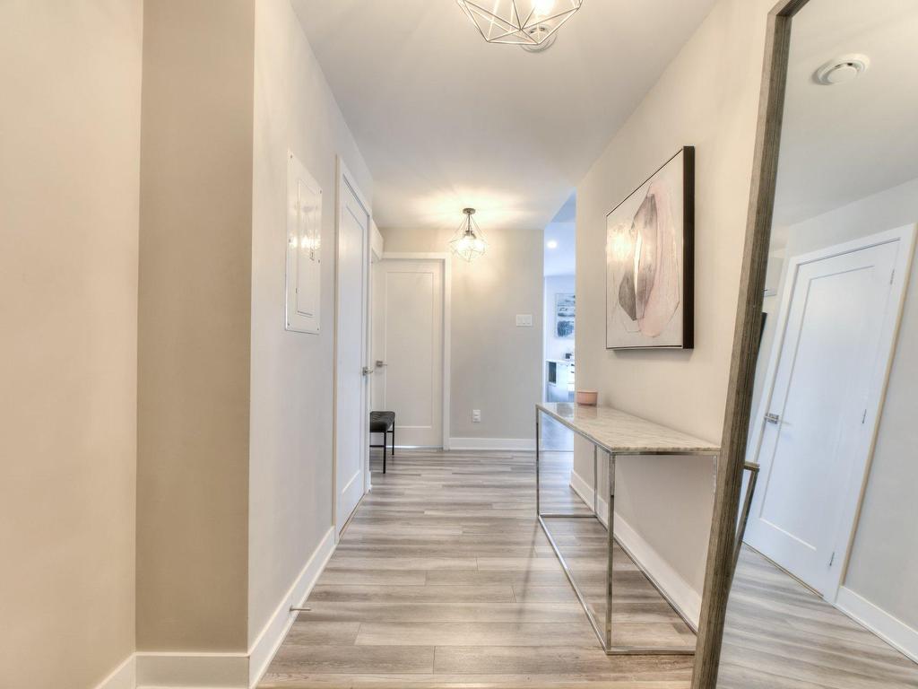 









3695


Av. Jean-Béraud

, 209,
Laval (Chomedey),




QC
H7T0K7

