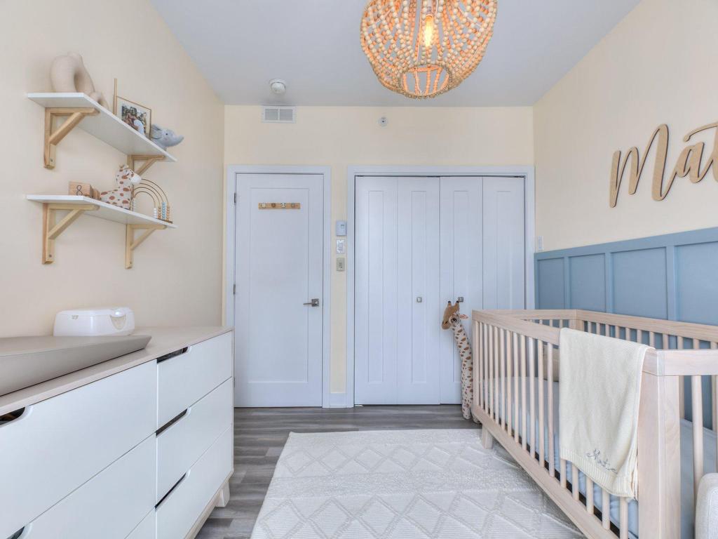 









3695


Av. Jean-Béraud

, 209,
Laval (Chomedey),




QC
H7T0K7

