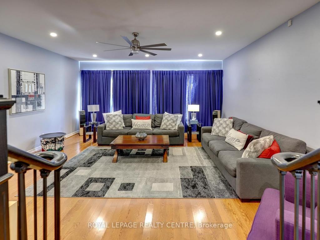 









102


Kenpark

Avenue,
Brampton,




ON
L6Z 3J9

