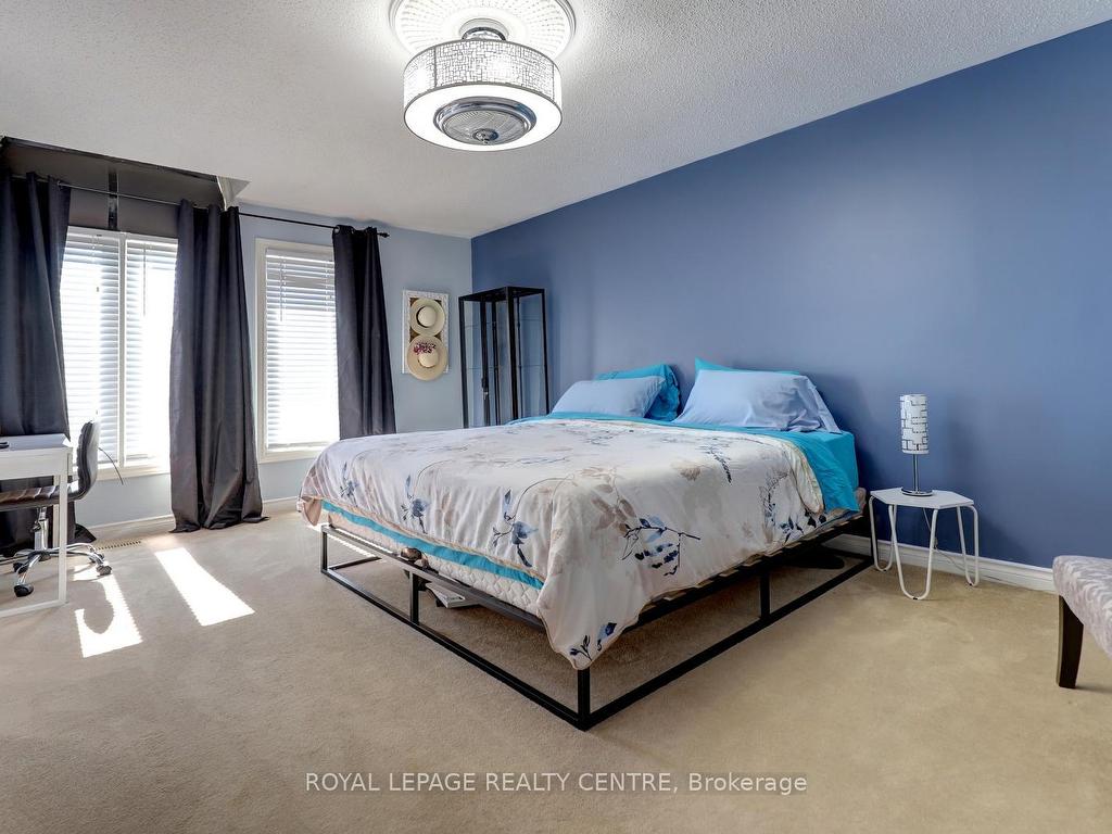 









102


Kenpark

Avenue,
Brampton,




ON
L6Z 3J9

