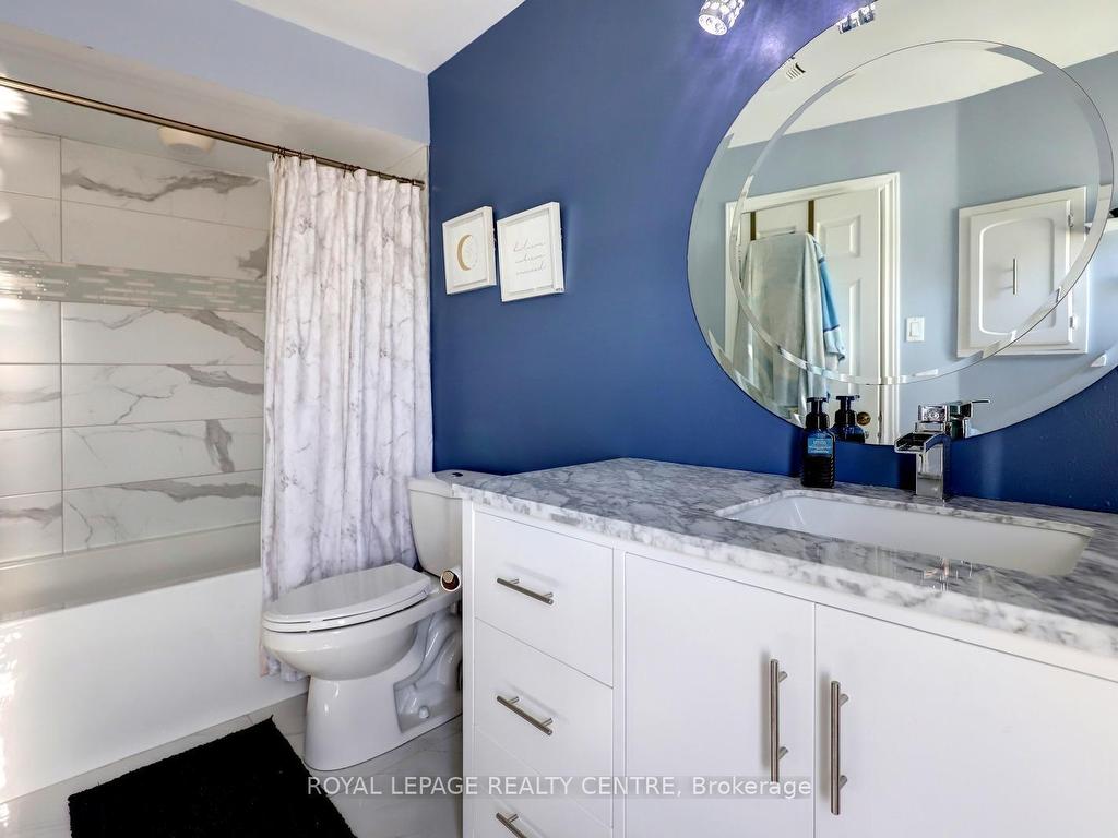 









102


Kenpark

Avenue,
Brampton,




ON
L6Z 3J9

