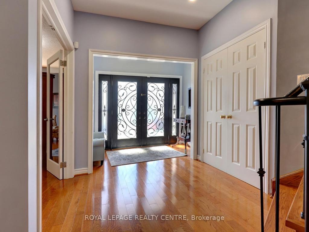 









102


Kenpark

Avenue,
Brampton,




ON
L6Z 3J9

