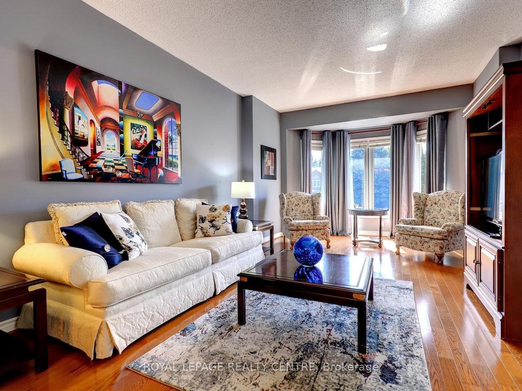 









102


Kenpark

Avenue,
Brampton,




ON
L6Z 3J9

