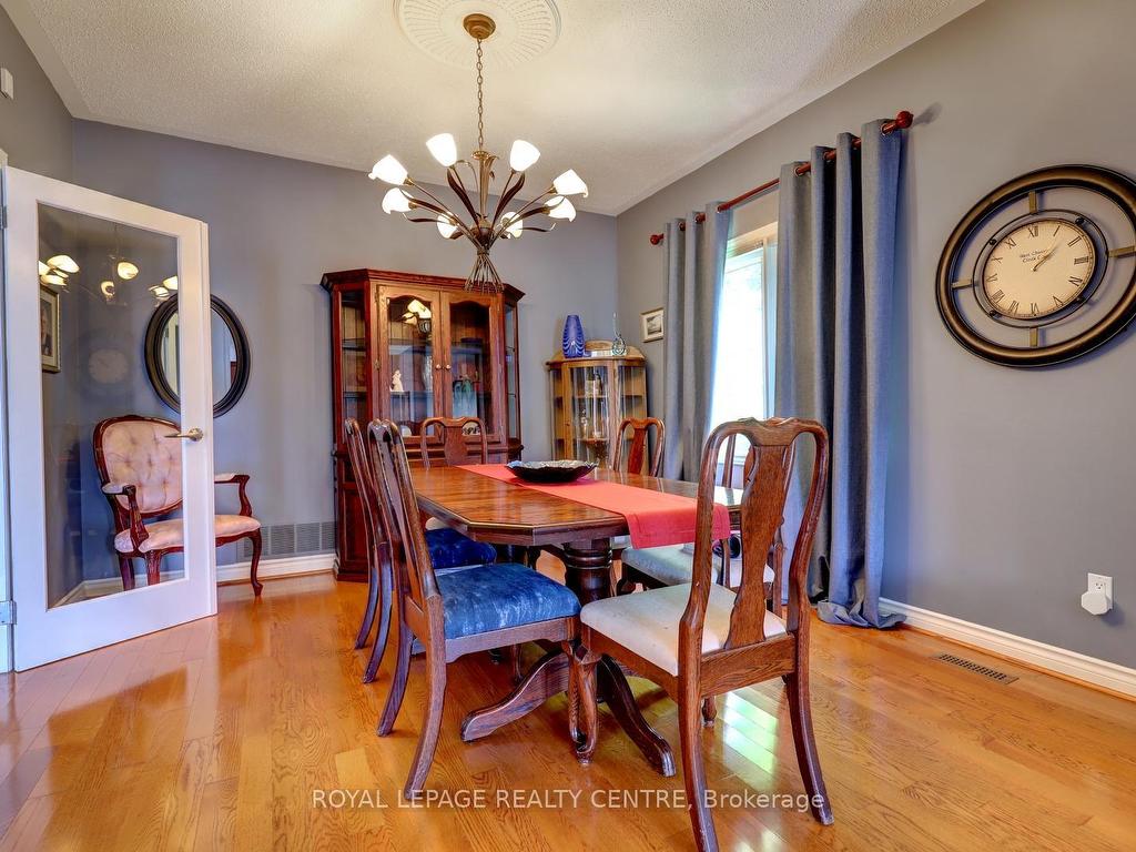 









102


Kenpark

Avenue,
Brampton,




ON
L6Z 3J9

