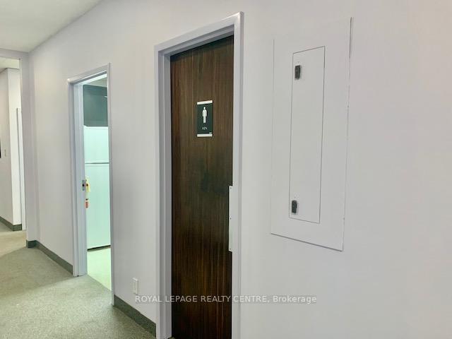 









889


Pantera

Drive, 3 & 4,
Mississauga,




ON
L4W 2R9

