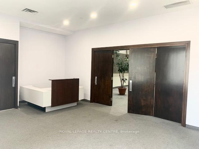 









889


Pantera

Drive, 3 & 4,
Mississauga,




ON
L4W 2R9

