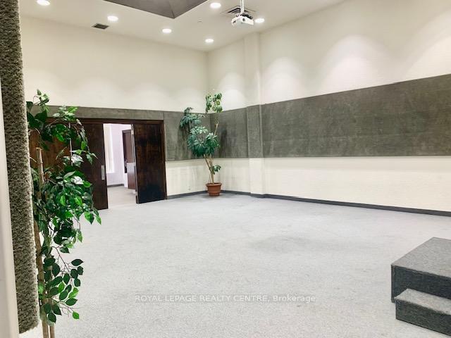 









889


Pantera

Drive, 3 & 4,
Mississauga,




ON
L4W 2R9

