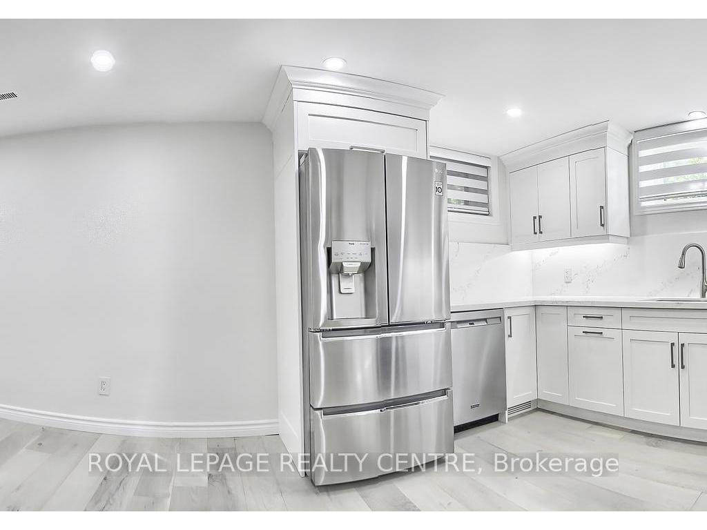 









1087


Orchard

Road, Lower,
Mississauga,




ON
L5E 2N7

