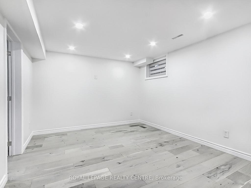 









1087


Orchard

Road, Lower,
Mississauga,




ON
L5E 2N7

