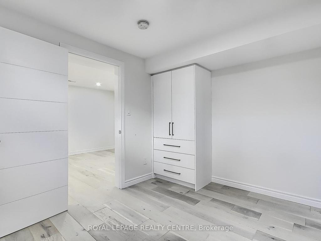 









1087


Orchard

Road, Lower,
Mississauga,




ON
L5E 2N7


