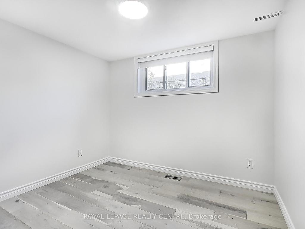 









1087


Orchard

Road, Lower,
Mississauga,




ON
L5E 2N7

